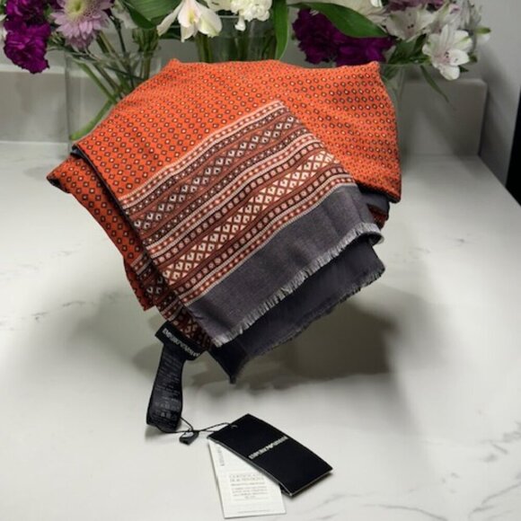Armani Wool & Silk Italian Scarf NWT! - Picture 7 of 9